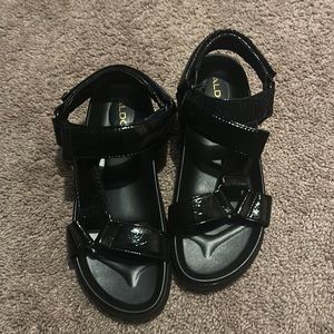 ALDO TALANA CHUNKY SPORT FLAT VELCRO SANDALS